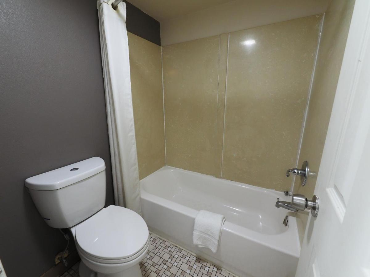Budget Lodge Churchland Chesapeake Buitenkant foto